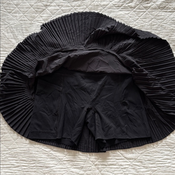 SPANX Yes Pleats Skort - Picture 6 of 11